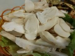 -菌海森林·非遗野生菌火锅(西山区滇池路摩根道店)