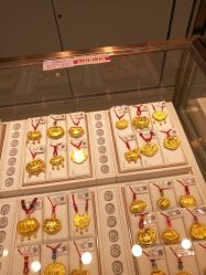 -菜百首饰店(通州贵友店)