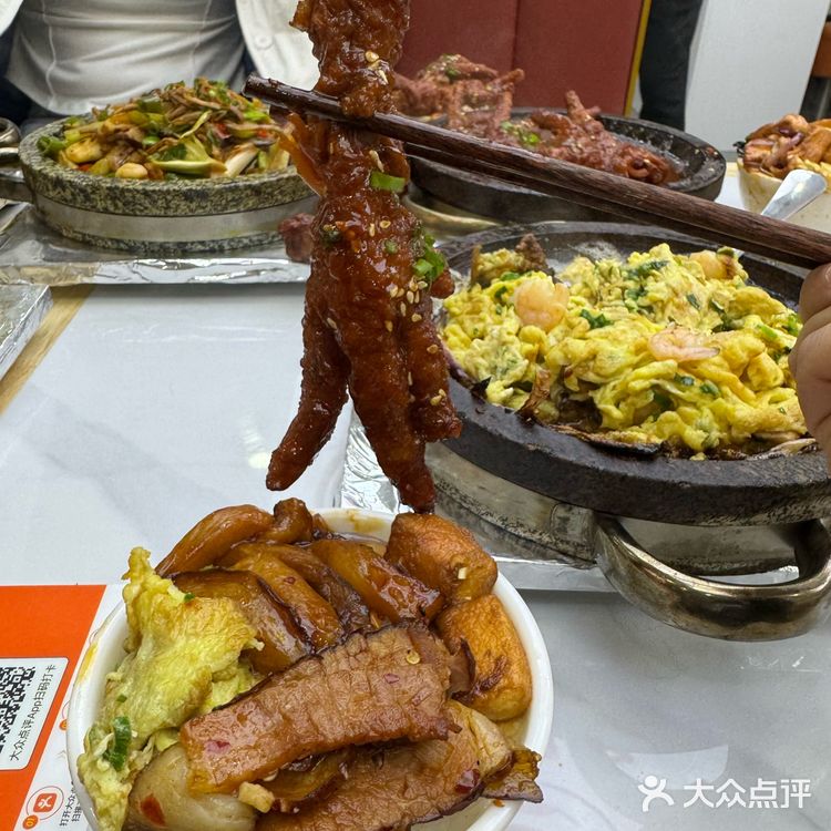 石家庄….巨巨巨下饭的石锅菜！人均二三十