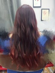 -镁连社·美联社
