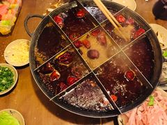 -白乐天毛肚火锅馆(解放碑店)