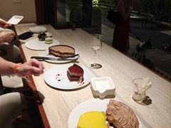 -VERIE BAKEHOUSE