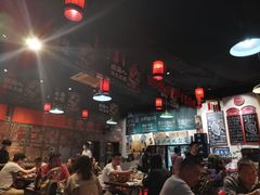 -蚝堡海鲜·威海菜·海肠捞饭·烧烤·亚洲吃蚝公司(幸福门店)