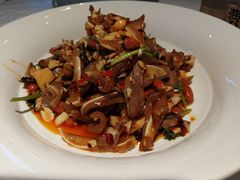 -费大厨辣椒炒肉(高铁吾悦广场店)