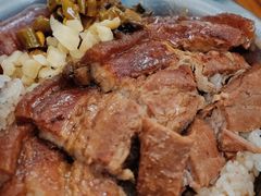 -梁阿婆廿年老牌扣肉糯米饭