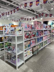-嗨本可潮玩仓(大兴大悦春风里店)