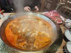 -野山舂·贵州现舂酸汤牛肉(东山店)
