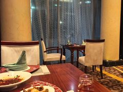 -粤尚腾香居中餐厅(首都机场希尔顿店)