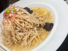 -吴越荣记苏州菜·松鼠桂鱼100%活鱼现做(斜塘老街店)