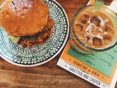 手撕猪肉汉堡-RAC BAR(安福路店)