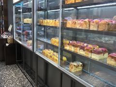 面包甜点陈列柜-糖涩(新佳丽店)