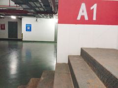 -新虹桥企业天地-地下停车场