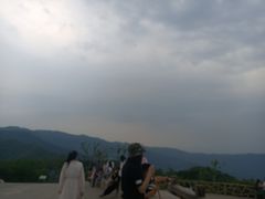 -鬼笑石后山停车场