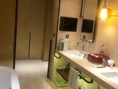 -上海衡山路十二号华邑酒店