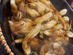 豆角肉锅-华盛园卷子王农家菜水库鱼