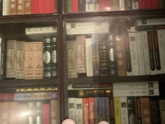 -钟书阁(松江泰晤士小镇店)