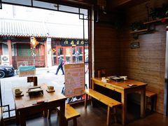 大堂-管氏翅吧(护国寺店)