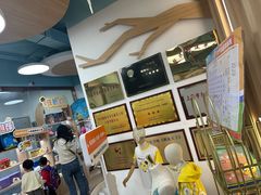 -小荧星艺校(大宁分校)