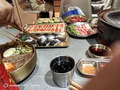 -围炉肉舍丹东海鲜烤肉·烤活鳗(步行街店)