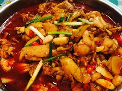 -昱龙大盆牛蛙馆(三兴街总店)