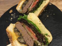 -HIGH FIVE哈福手工汉堡(桂林路店)