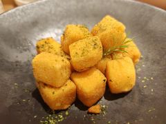海苔黄金一口酥豆腐-粤集·手工粤菜(皇庭广场店)