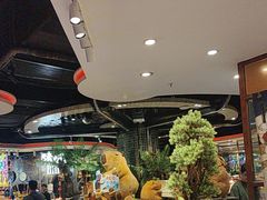 -四海一家自助餐(益田假日广场店)