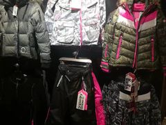 -潘多夫名品奥特莱斯