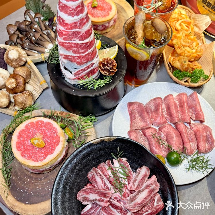 腩番山野季‼️‼️也是吃上烤肉漂亮饭啦[害羞]