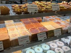 -君之狮子山·轻糖烘焙(松江印象城店)