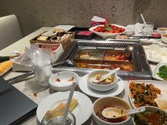 -海底捞火锅鲜切牛肉主题店(长寿路店)