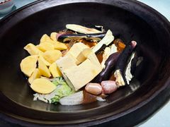 -鱼窝棚柴火铁锅炖(富山屯店)