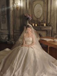 -雪中彩影婚纱摄影·微光艺术中心