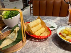 -禄婶鸡煲·打边炉