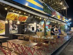 -席娜卡琳火车铁道夜市