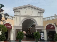 -佛罗伦萨小镇广佛名品奥特莱斯(疏港路店)