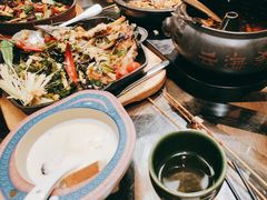 -云海肴·汽锅鸡·云南菜(天山百盛优客店)