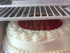 -红宝石·鲜奶小方·海派西点房(丰庄店)