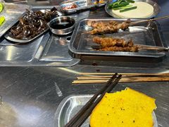 -马路牙子烧烤音乐酒馆(望京店)