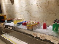 -南湖名都·景湖轩全日制餐厅·海鲜自助·东南亚风味·临湖而食
