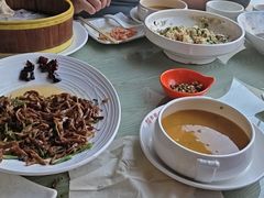 -乔家小院•本地小海鲜•非遗驴肉(万年泉路店)