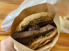 烧饼夹肉-李小老烧饼(常营民族家园店)