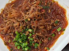 碎牛肉焖粉丝-曾牛肉
