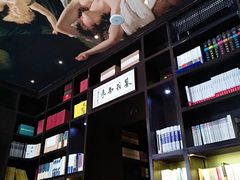 -钟书阁(松江泰晤士小镇店)