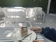 -ADO KAFE(大学城店)