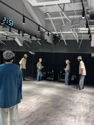 -CASTER跳舞俱乐部