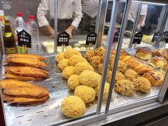 蛋黄流沙肉松小贝-糖涩(新佳丽店)