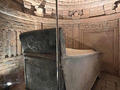 -洛阳古墓博物馆