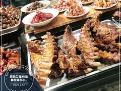 -八一路好吃街(雨田商务大厦店)