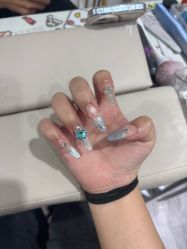 -晨·艺美甲美睫